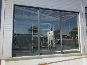 Menuiserie Aluminium Pour Bâtiment Commercial