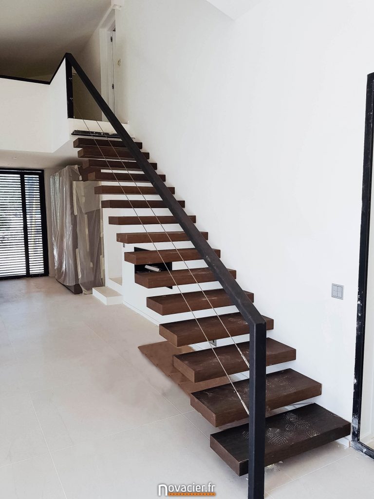 Escalier Droit Autoportant d'Intérieur